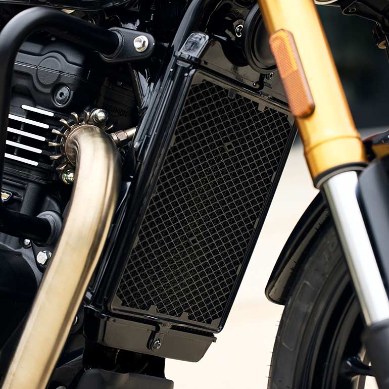 Speed 400 Accessories For the Ride